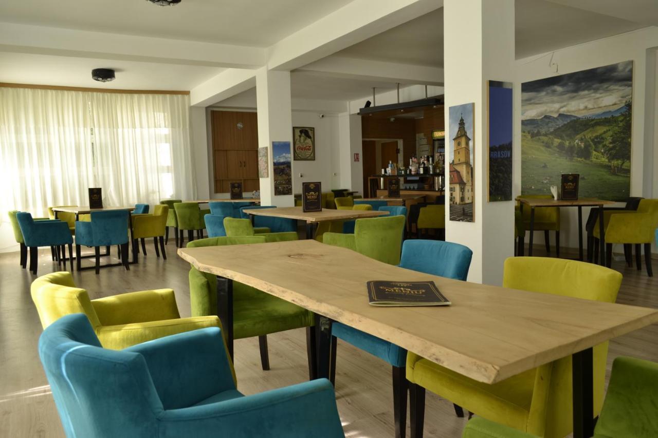 Casa Vinga - Restaurant&Jacuzzi Otel Poiana Braşov Dış mekan fotoğraf